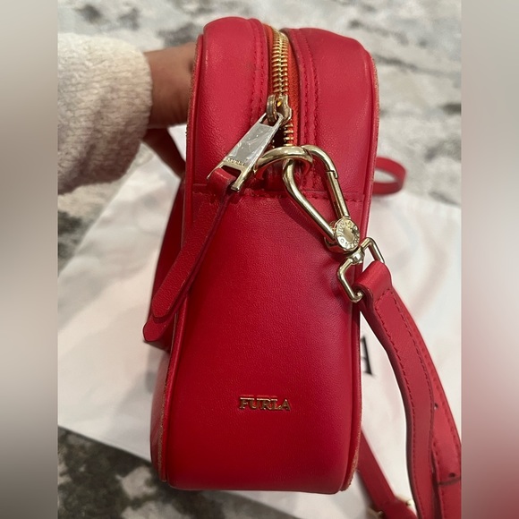 Authentic FURLA leather 2-way bag - Picture 7 of 15